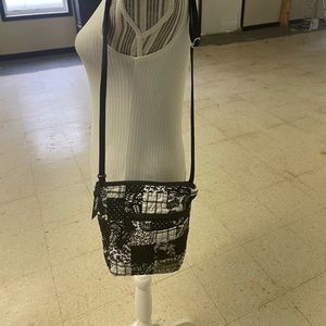 Donna Shoulder Bag. Excellent Condition.